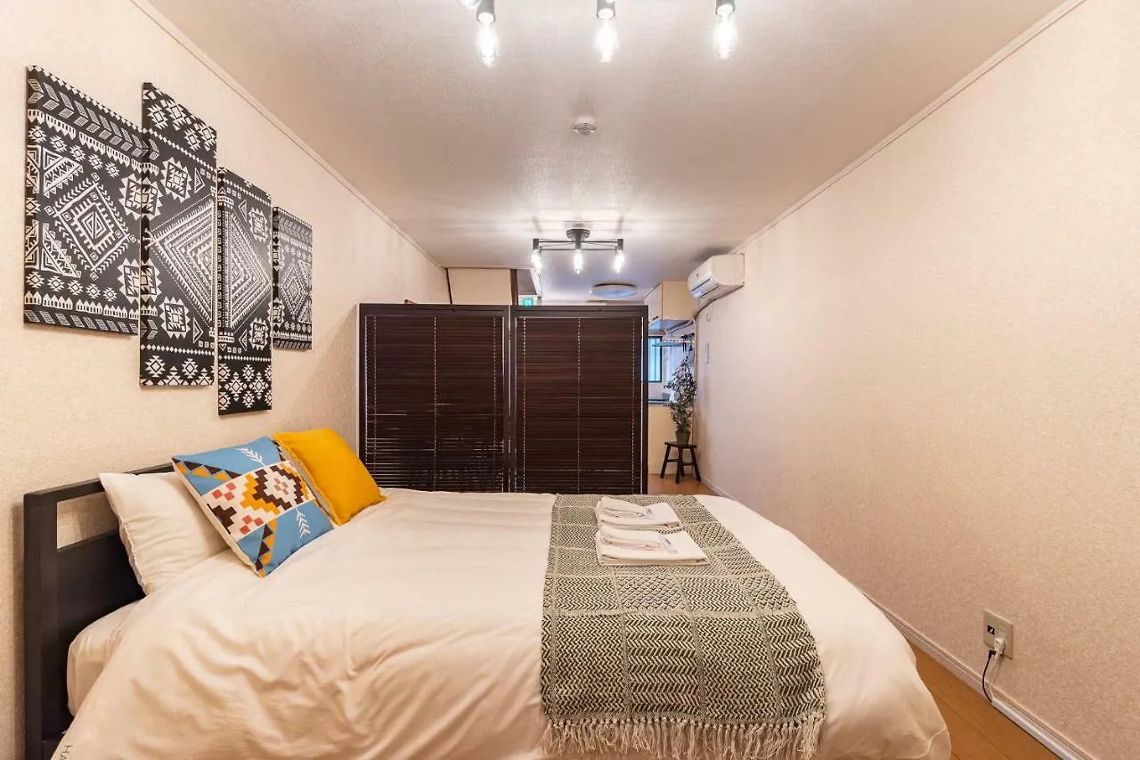 Chachamaru Osaka Castle Park Apartment