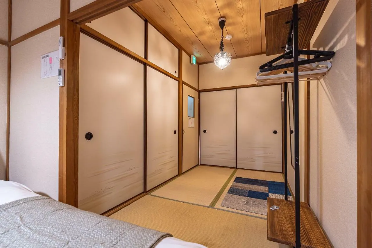 Chachamaru Osaka Castle Park Apartment
